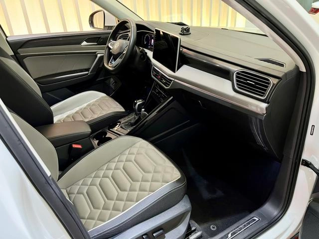 Volkswagen Tayron 2023 300TSI Two-wheel drive luxury Plus Advanced version interior photo 10 Volkswagen Tayron 2023 300TSI Two-wheel drive luxury Plus Advanced version interior photo 10