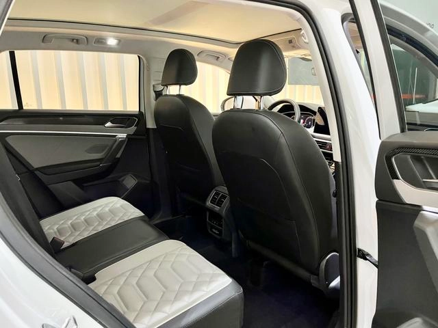Volkswagen Tayron 2023 300TSI Two-wheel drive luxury Plus Advanced version interior photo 12 Volkswagen Tayron 2023 300TSI Two-wheel drive luxury Plus Advanced version interior photo 12
