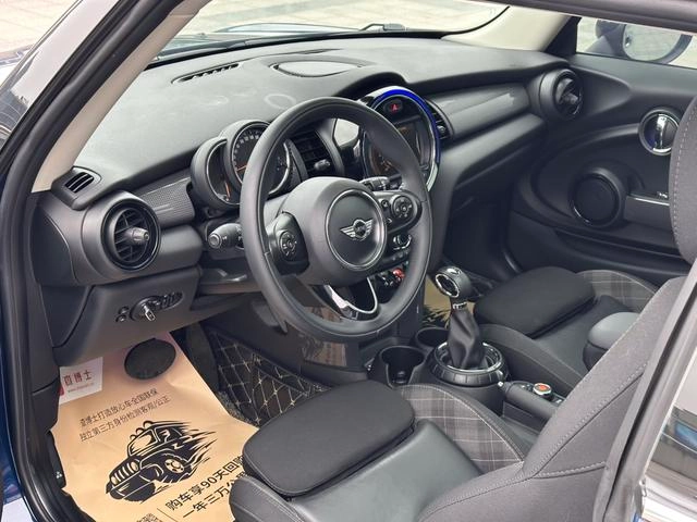 MINI 2016 1.5T COOPER interior photo 10 MINI 2016 1.5T COOPER interior photo 10