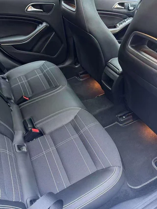 Mercedes-Benz A-Class 2015 A 200 Fashionable interior photo 10 Mercedes-Benz A-Class 2015 A 200 Fashionable interior photo 10