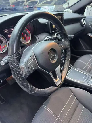 Mercedes-Benz A-Class 2015 A 200 Fashionable interior photo 13 Mercedes-Benz A-Class 2015 A 200 Fashionable interior photo 13