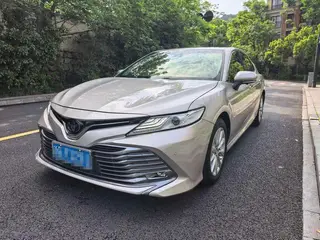 Camry 2019 Changé 2.0G Édition Deluxe