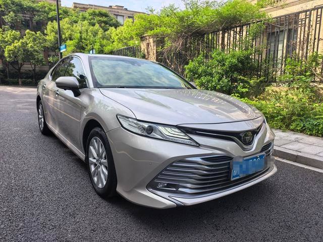 Toyota Camry 2019 Restyling 2.0G Luxury Edition exterior photo 3 Toyota Camry 2019 Restyling 2.0G Luxury Edition exterior photo 3