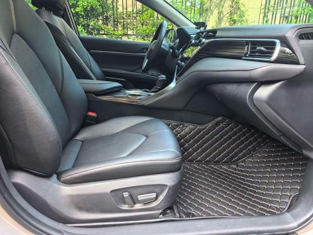 Toyota Camry 2019 Restyling 2.0G Luxury Edition interior photo 9 Toyota Camry 2019 Restyling 2.0G Luxury Edition interior photo 9