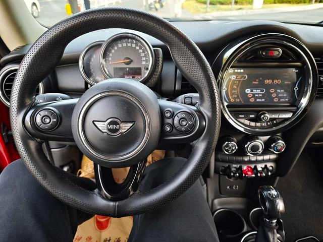 MINI 2014 1.2T ONE interior foto 10 MINI 2014 1.2T ONE interior foto 10