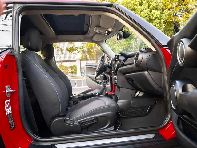 MINI 2014 1.2T ONE interior foto 15 MINI 2014 1.2T ONE interior foto 15