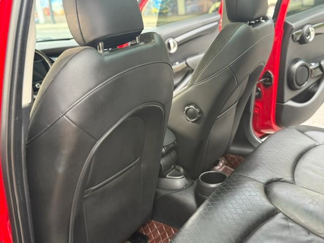 MINI 2018 1.5T COOPER Estilo clásico Versión de cinco puertas interior foto 9 MINI 2018 1.5T COOPER Estilo clásico Versión de cinco puertas interior foto 9