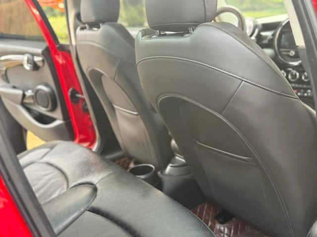 MINI 2018 1.5T COOPER Estilo clásico Versión de cinco puertas interior foto 10 MINI 2018 1.5T COOPER Estilo clásico Versión de cinco puertas interior foto 10