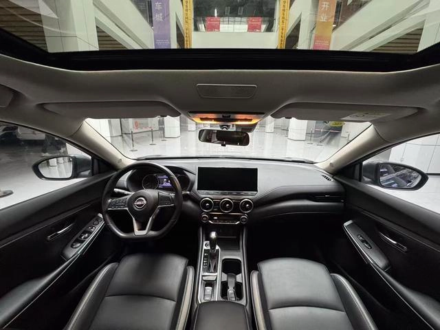 Nissan Sylphy 2023 1.6L CVT Versión de conducción inteligente interior foto 11
