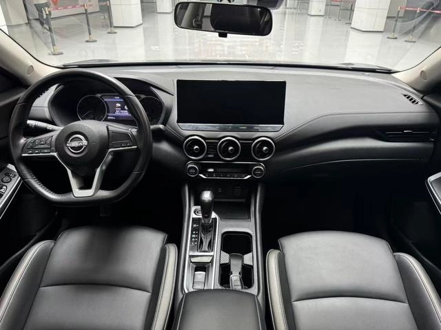 Nissan Sylphy 2023 1.6L CVT Versión de conducción inteligente interior foto 12