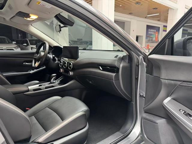 Nissan Sylphy 2023 1.6L CVT Versión de conducción inteligente interior foto 15