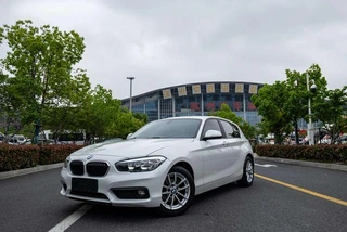 BMW 1 Series (Imported) 2018 118i Лидирующий