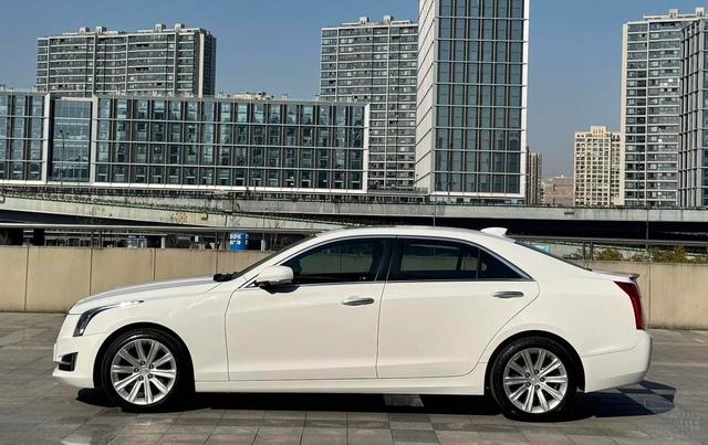 Cadillac ATS-L 2017 28T Estilo de moda exterior foto 6 Cadillac ATS-L 2017 28T Estilo de moda exterior foto 6