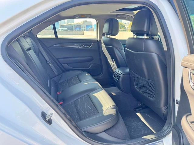 Cadillac ATS-L 2017 28T Estilo de moda interior foto 13 Cadillac ATS-L 2017 28T Estilo de moda interior foto 13