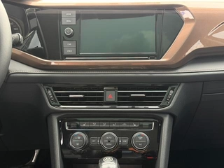 Volkswagen Tharu 2019 280TSI Version de luxe à deux roues motrices Pays V intérieur photo 10 Volkswagen Tharu 2019 280TSI Version de luxe à deux roues motrices Pays V intérieur photo 10