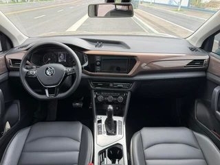 Volkswagen Tharu 2019 280TSI Version de luxe à deux roues motrices Pays V intérieur photo 15 Volkswagen Tharu 2019 280TSI Version de luxe à deux roues motrices Pays V intérieur photo 15