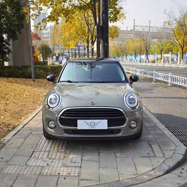 MINI 2018 1.5T COOPER Classic style Five-door version exterior photo 2 MINI 2018 1.5T COOPER Classic style Five-door version exterior photo 2