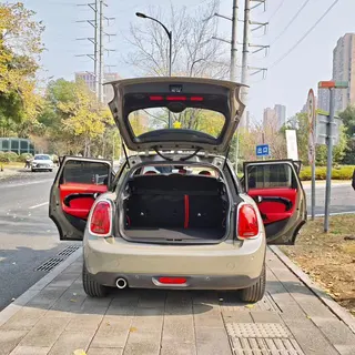 MINI 2018 1.5T COOPER Classic style Five-door version interior photo 17 MINI 2018 1.5T COOPER Classic style Five-door version interior photo 17