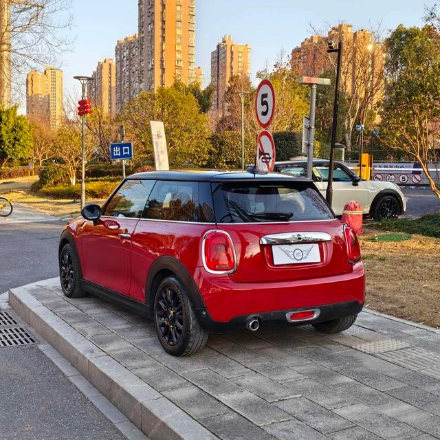 MINI 2014 1.5T COOPER Fun exterior photo 4 MINI 2014 1.5T COOPER Fun exterior photo 4