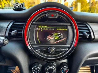 MINI 2014 1.5T COOPER Fun interior photo 10 MINI 2014 1.5T COOPER Fun interior photo 10