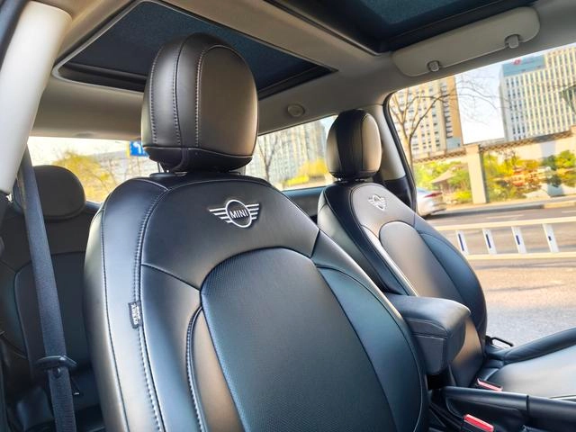 MINI 2014 1.5T COOPER Fun interior photo 16 MINI 2014 1.5T COOPER Fun interior photo 16