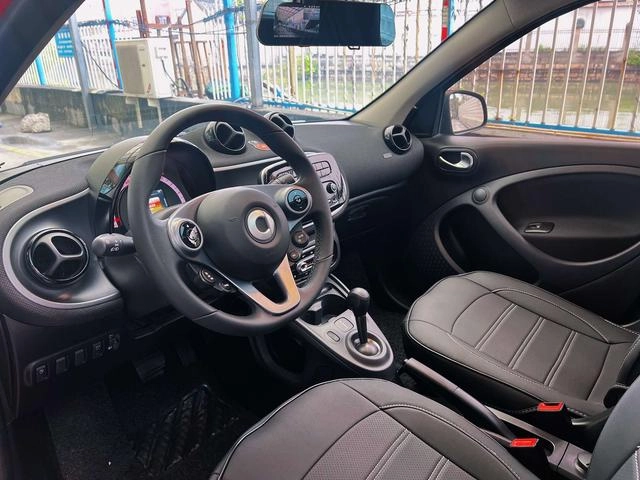 smart forfour 2018 1.0L 52 Kilowatt Passion Edition exterior photo 5 smart forfour 2018 1.0L 52 Kilowatt Passion Edition exterior photo 5