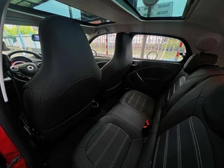 smart forfour 2018 1.0L 52 Kilowatt Passion Edition interior photo 11 smart forfour 2018 1.0L 52 Kilowatt Passion Edition interior photo 11