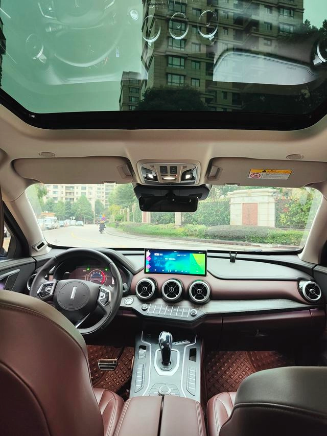 Wey VV7 GT 2020 2.0T Флагманский интерьер фото 11 Wey VV7 GT 2020 2.0T Флагманский интерьер фото 11