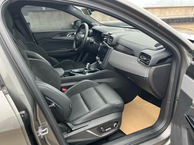 Lynk & Co 03 2022 1.5TD DCT Fuerza Pro interior foto 14 Lynk & Co 03 2022 1.5TD DCT Fuerza Pro interior foto 14