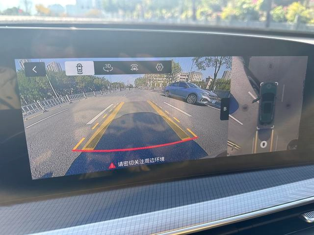 Exeed Lingyun 2025 300T Two-Drive King Edition interior photo 17
