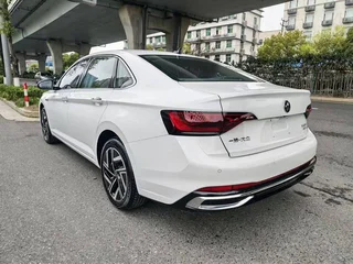 Volkswagen Sagitar 2022 200TSI DSG Beyond Edition interior photo 8