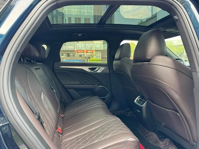 Wey Mocha 2021 2.0T Versión extra fuerte con tracción en dos ruedas interior foto 7