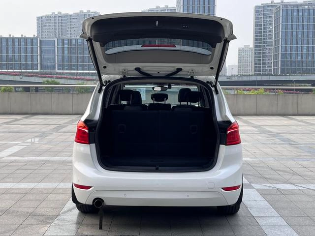 BMW 2 Series Active Tourer 2015 218i Líder exterior foto 9
