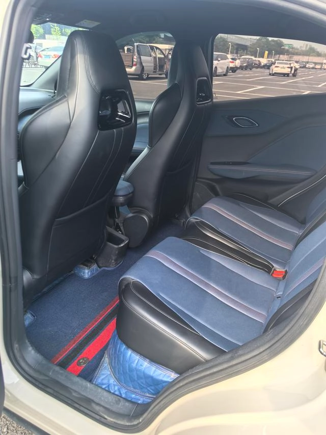 BYD Seagull 2023 Vibrant Edition interior photo 8