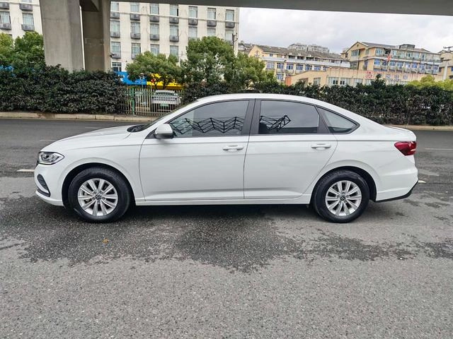 Volkswagen Lavida 2023 1.5L Versión automática exterior foto 3