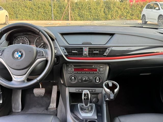 BMW X1 2015 sDrive18i Fashion Upgrade Edition interior photo 10 BMW X1 2015 sDrive18i Fashion Upgrade Edition interior photo 10