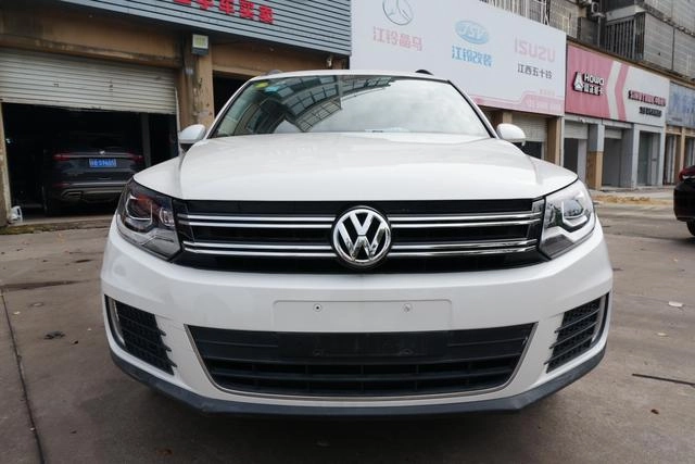 Volkswagen Tiguan 2016 280TSI Automatic Two-Drive Silk Road Comfort Edition exterior photo 2 Volkswagen Tiguan 2016 280TSI Automatic Two-Drive Silk Road Comfort Edition exterior photo 2