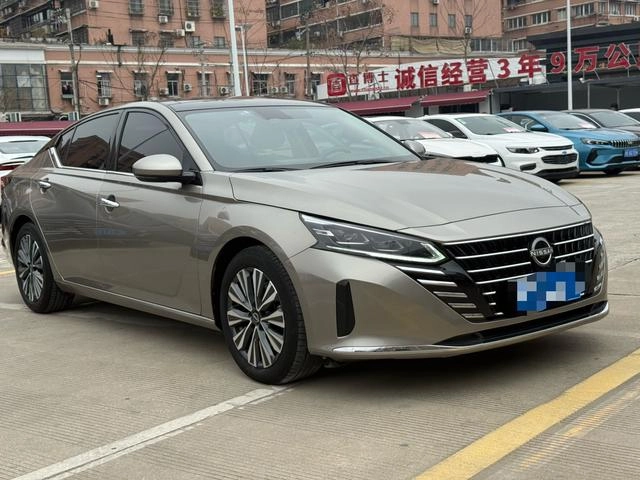 Nissan Teana 2022 2.0L XL-TLS Version plaisir extérieur photo 3 Nissan Teana 2022 2.0L XL-TLS Version plaisir extérieur photo 3