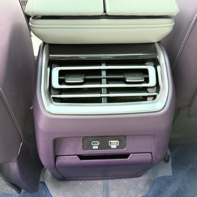 Wey Mocha 2021 2.0T Two-drive special alcohol version interior photo 19 Wey Mocha 2021 2.0T Two-drive special alcohol version interior photo 19
