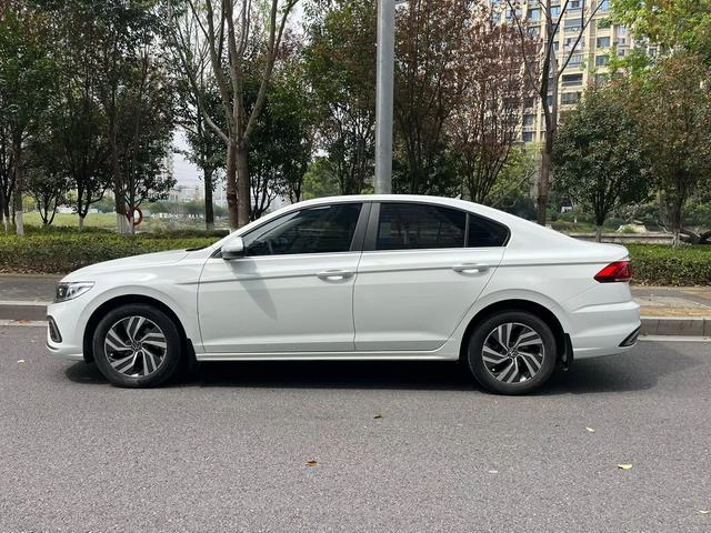 Volkswagen Bora 2024 200TSI DSG Version Yue Xing extérieur photo 4 Volkswagen Bora 2024 200TSI DSG Version Yue Xing extérieur photo 4