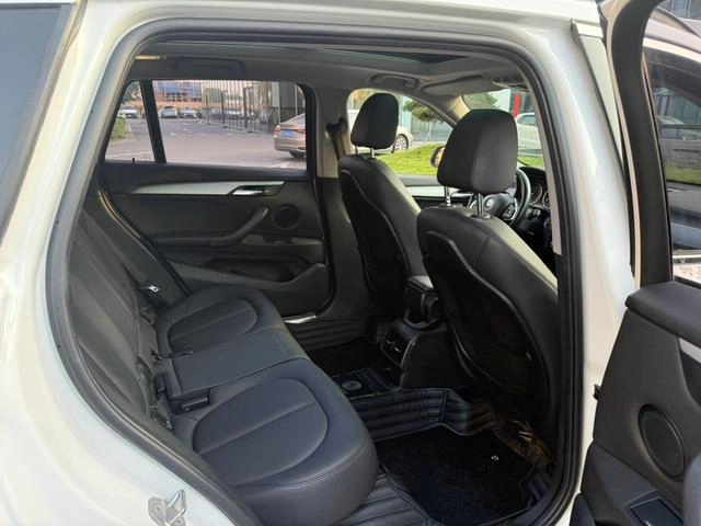 BMW X1 2018 sDrive18Li Fashionable interior photo 16 BMW X1 2018 sDrive18Li Fashionable interior photo 16