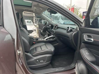 MG Pilot 2021 400TGI Автоматический полный привод Trophy Флагманская версия экстерьер фото 7 MG Pilot 2021 400TGI Автоматический полный привод Trophy Флагманская версия экстерьер фото 7