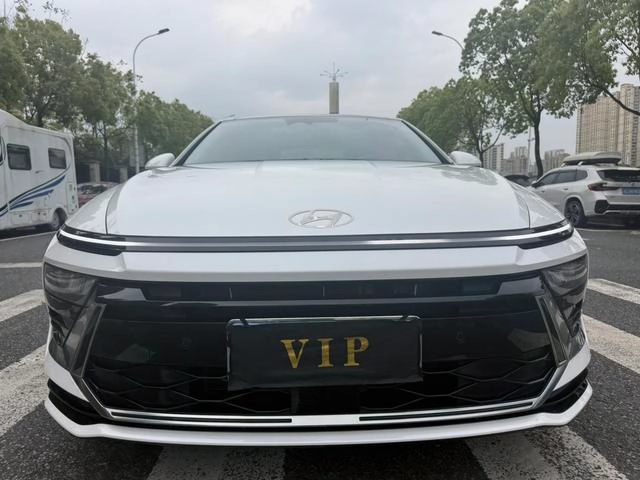 Hyundai Sonata 2024 1.5T Pro exterior photo 8