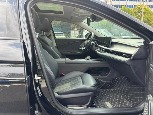 Chery Erez 8 2024 Высокоэнергетические издания 2.0T DCT Джин интерьер фото 11 Chery Erez 8 2024 Высокоэнергетические издания 2.0T DCT Джин интерьер фото 11