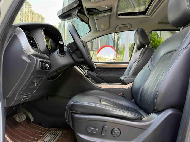 GAC Trumpchi M8 2019 320T Элитная версия экстерьер фото 5 GAC Trumpchi M8 2019 320T Элитная версия экстерьер фото 5