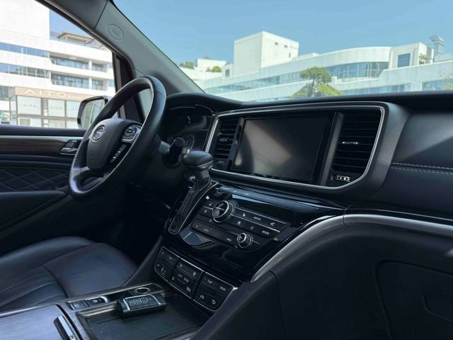 GAC Trumpchi M8 2019 320T Элитная версия интерьер фото 11 GAC Trumpchi M8 2019 320T Элитная версия интерьер фото 11