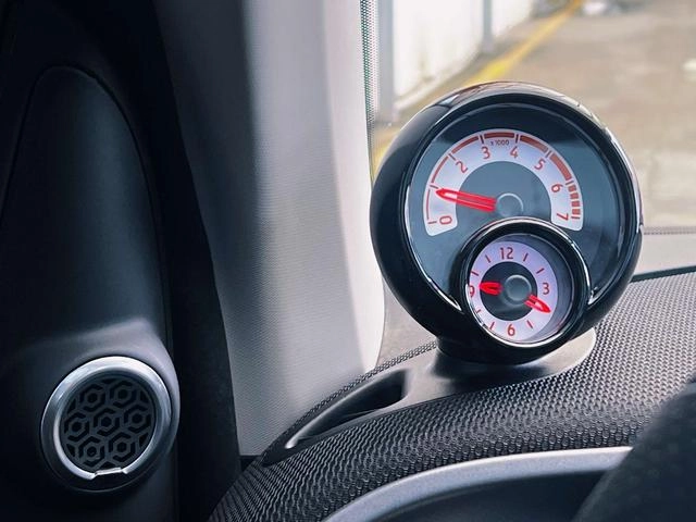 smart fortwo 2018 1.0L 52 Kilovatios 20 Edición especial de aniversario País V exterior foto 6 smart fortwo 2018 1.0L 52 Kilovatios 20 Edición especial de aniversario País V exterior foto 6