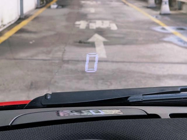 smart fortwo 2018 1.0L 52 Kilovatios 20 Edición especial de aniversario País V interior foto 12 smart fortwo 2018 1.0L 52 Kilovatios 20 Edición especial de aniversario País V interior foto 12