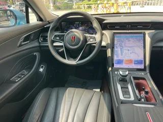 Hongqi H5 2023 2.0T Автоматическая смарт-баннер интерьер фото 11 Hongqi H5 2023 2.0T Автоматическая смарт-баннер интерьер фото 11