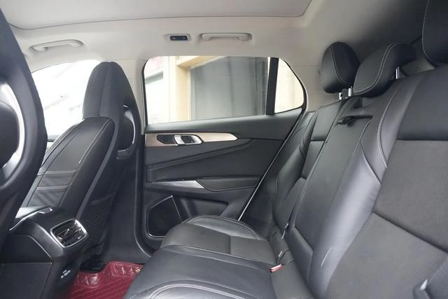 Lynk & Co 01 2017 2.0T two-drive type Pro version interior photo 13 Lynk & Co 01 2017 2.0T two-drive type Pro version interior photo 13